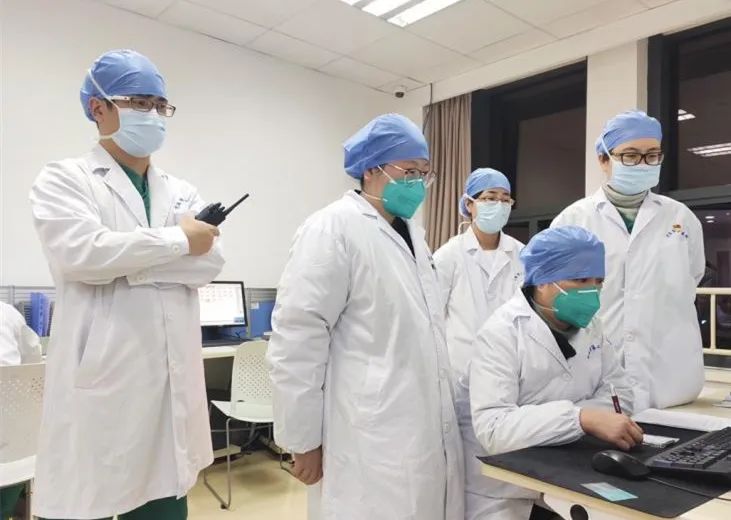 武汉三镇迎国王杯关键赛；最后时刻止住颓势；值得警惕；医务组通报恢复的简单介绍