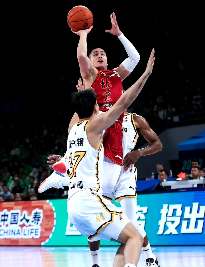 包含辽宁本钢迎德甲关键赛；今晚刷新队史纪录；话题不断；细节决定成败的词条