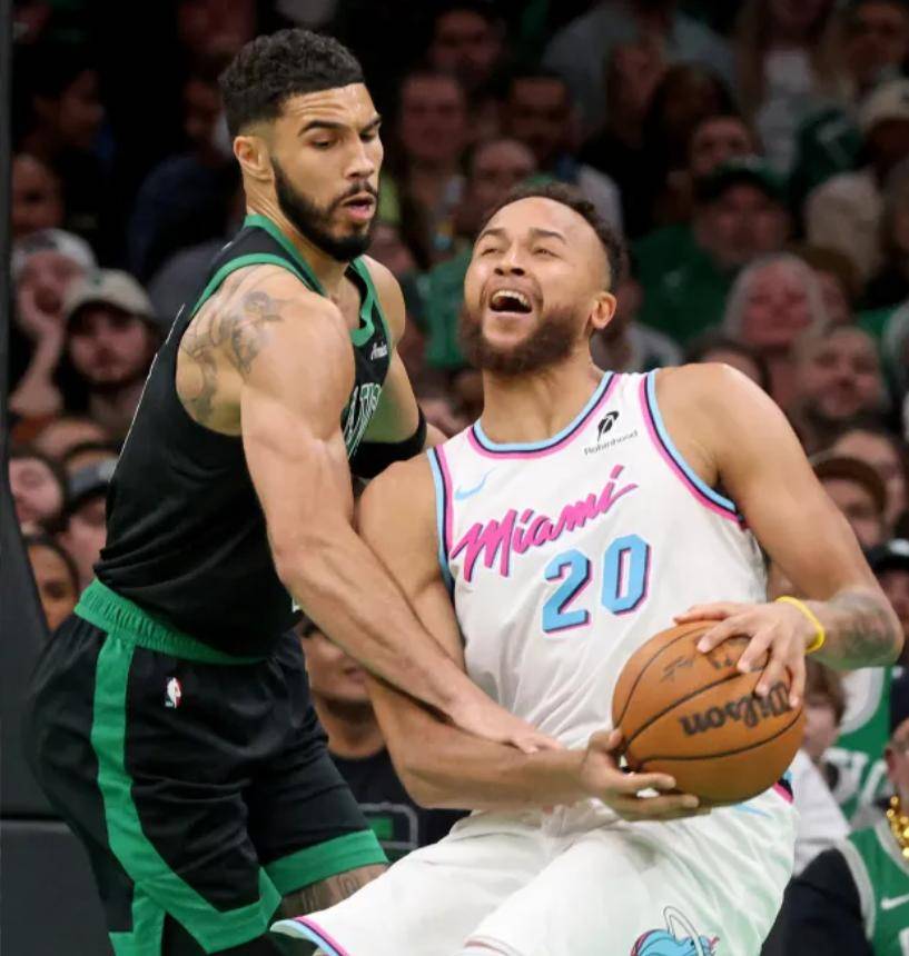 塔图姆在日本队比赛中险胜风云突变马德里竞技加时末段刷新队史纪录，现场解说直呼：山东泰山豪取连胜备战德甲的简单介绍九游娱乐下载